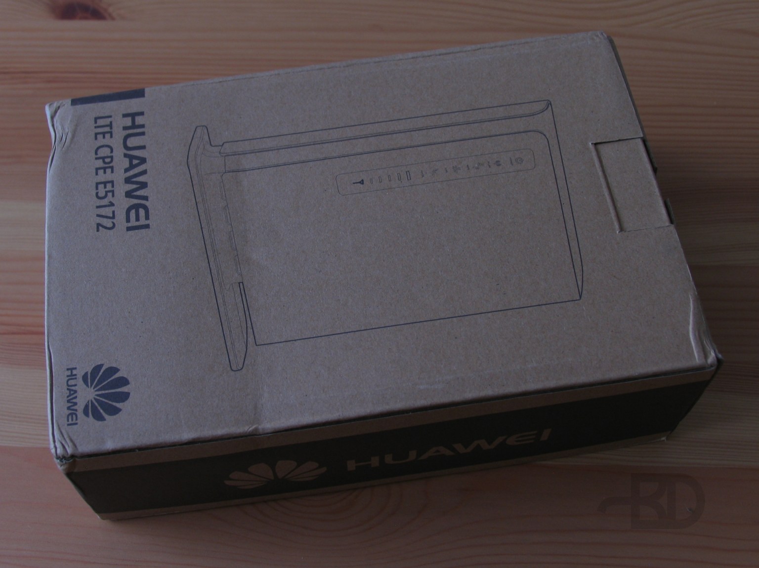 Коробка Huawei LTE CPE E5172s-22