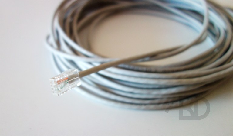 Ethernet кабель похож на телефонный но с более крупными разъемами на концах как исправить